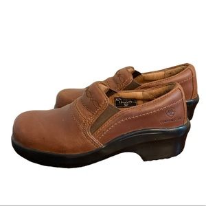 Women's 7 C Medium Expert Safety Clog Composite Toe Brown